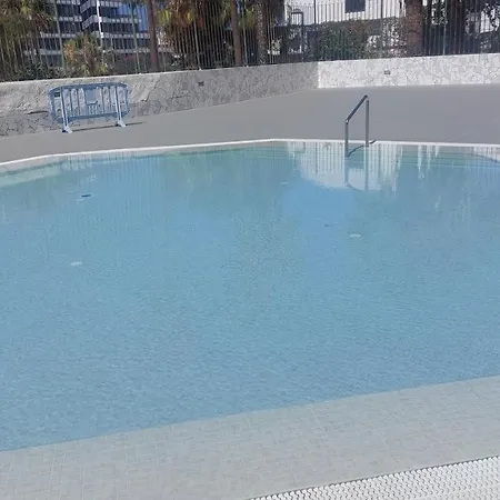 Margarita Con Piscina En Playa Honda, Playa Americas