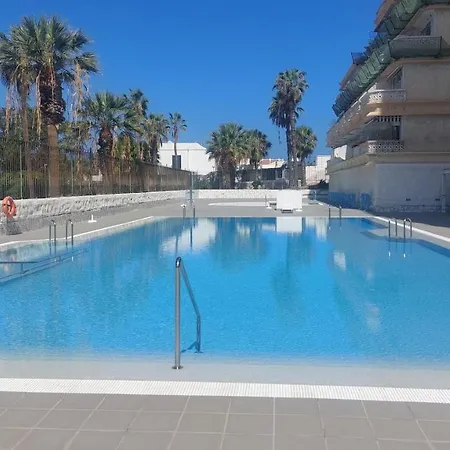 Margarita Con Piscina En Playa Honda, Playa Americas Апартаменты